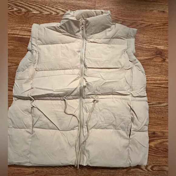 🆕 Firehood Women's Puff Vest, large - Picture 6 of 10